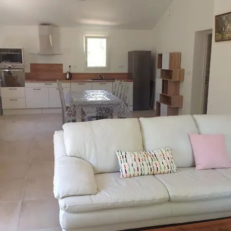 Apartment La Jacquemarie